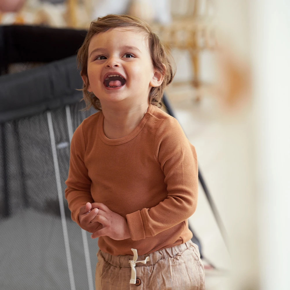 Lit Parapluie Light Noir De BabyBjörn – Image 4