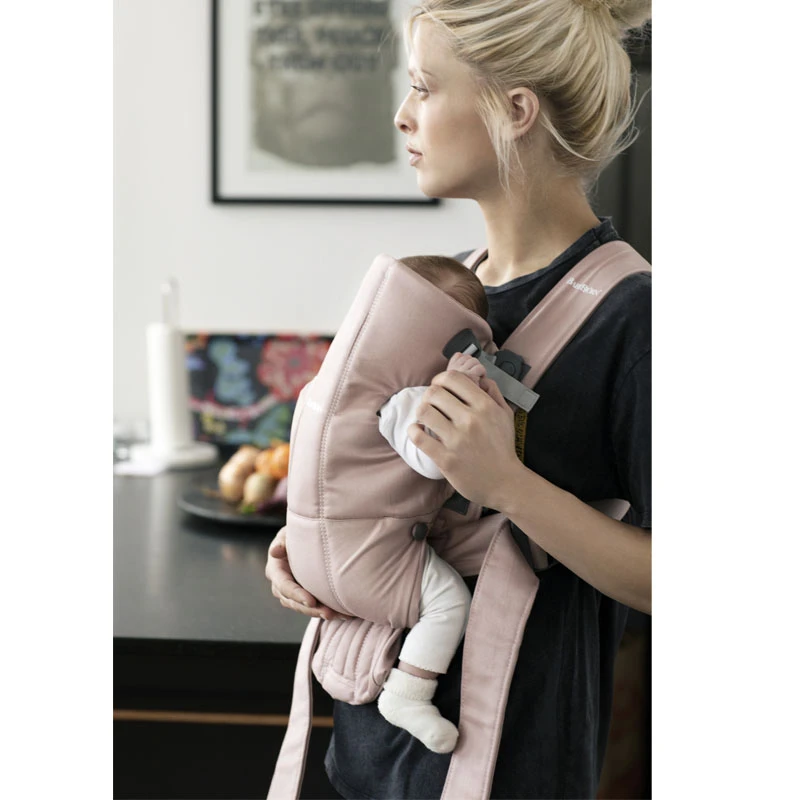 Porte-bébé Mini Vieux Rose Coton De BabyBjörn – Image 4