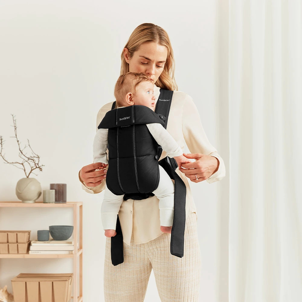 Porte-bébé Mini Noir Coton De BabyBjörn – Image 2