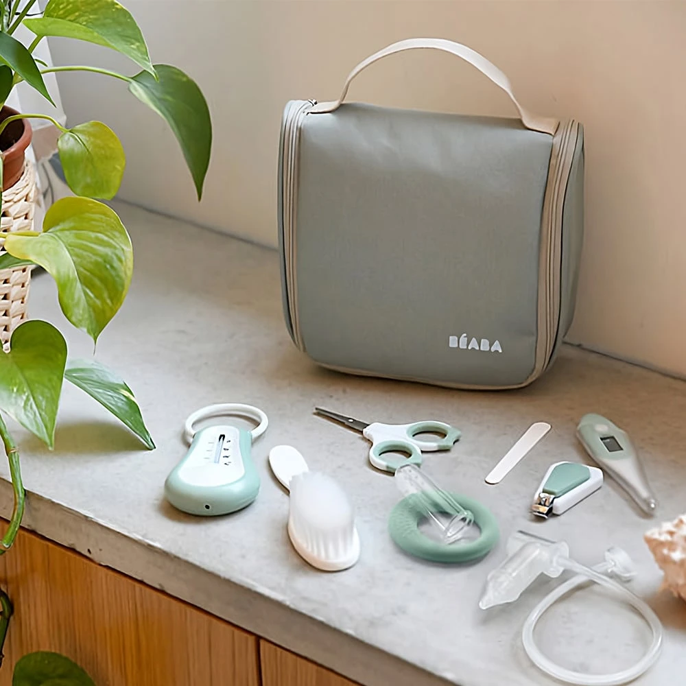 Beaba Trousse De Toilette Nomade Vert Sauge De Béaba – Image 2