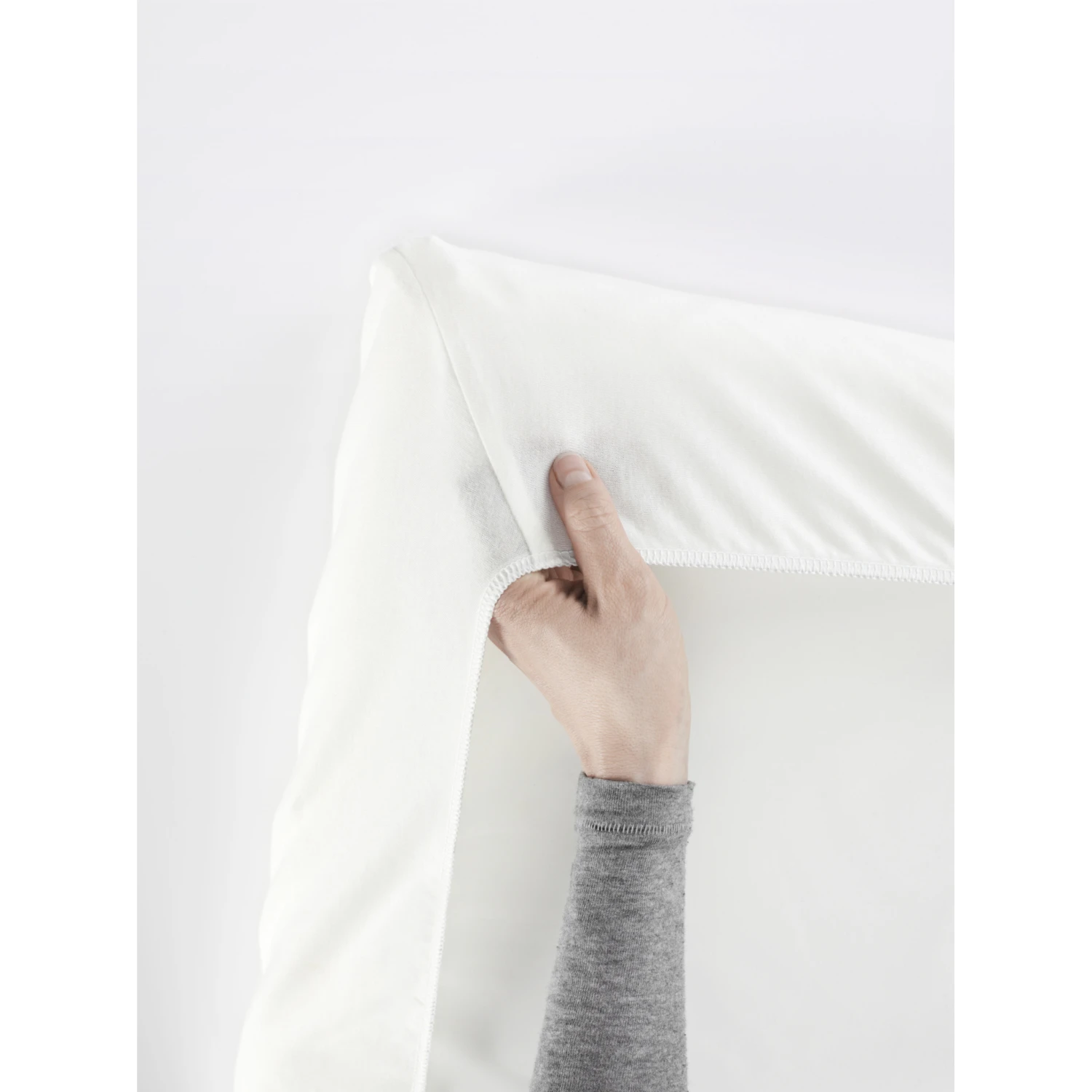 Drap Housse Bio Pour Lit De Voyage Light Blanc De BabyBjörn – Image 3